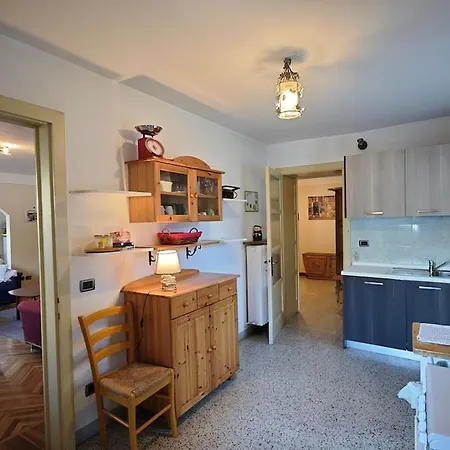 Tancredi - The Belle Epoque 아파트